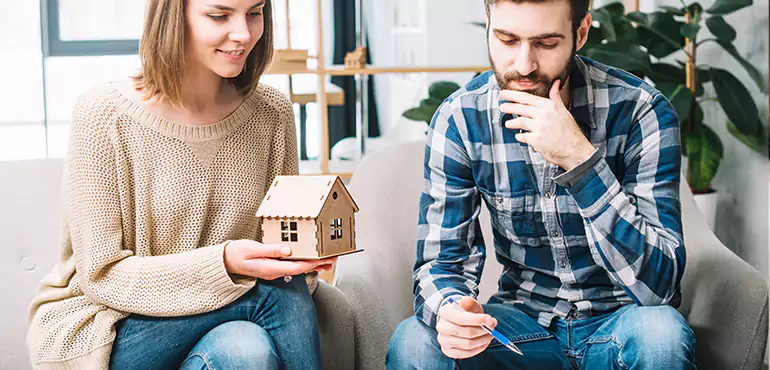 Why Homeowners Trust Montgomery Home Buyers to Sell House With Liens in Montgomery